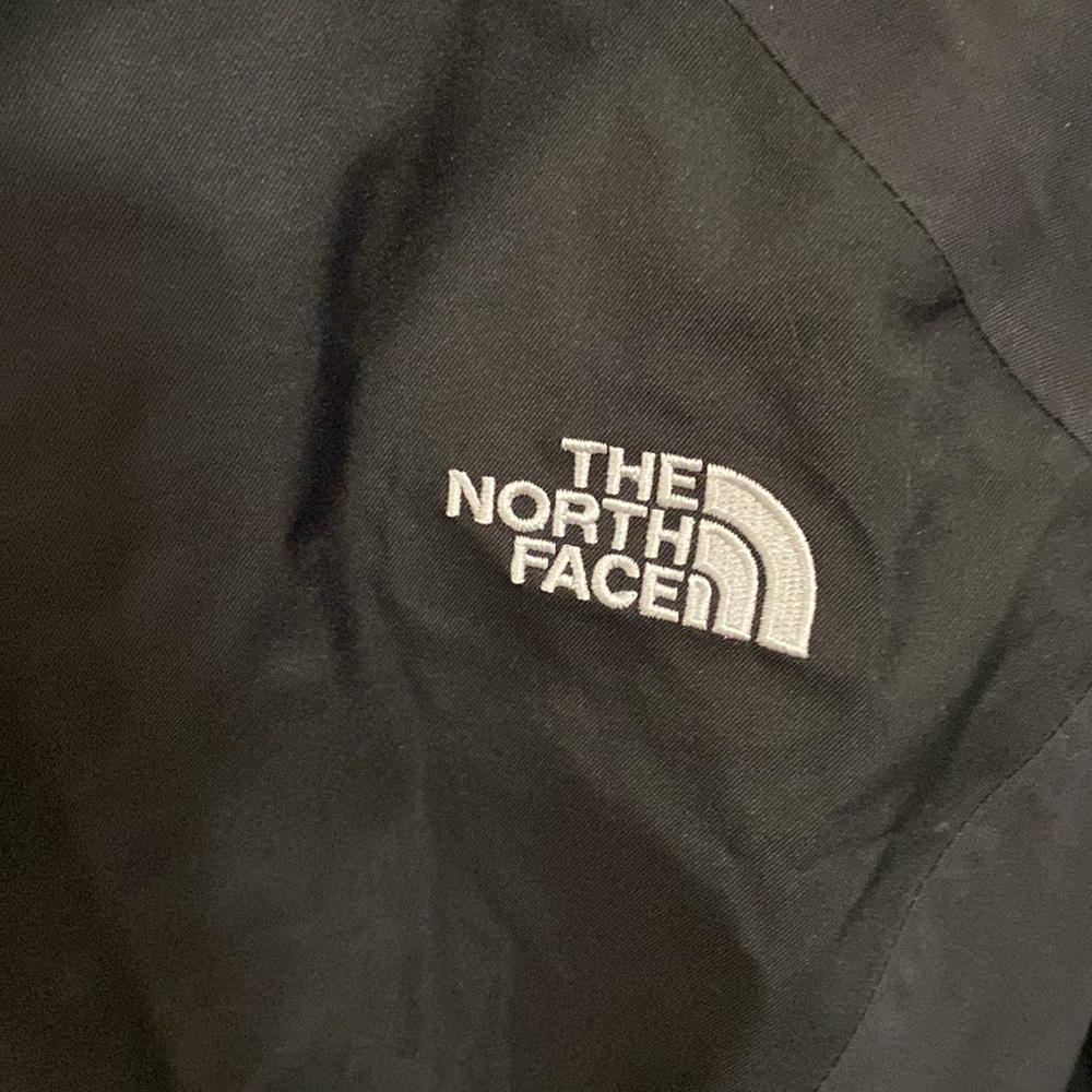 North Face Outerwear Jacket - Picture 8 of 15